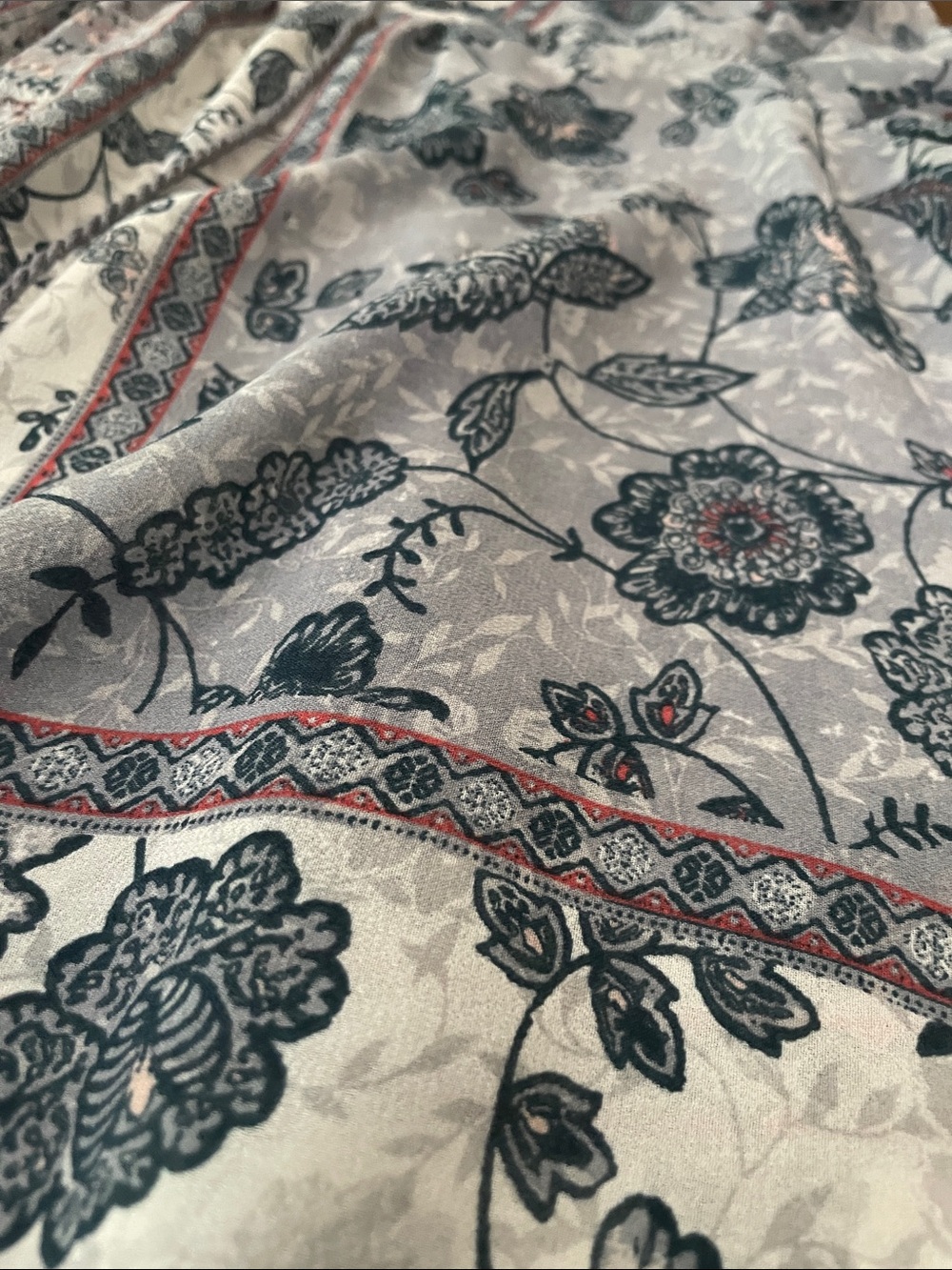 Knox Rose Floral Patchwork Blouse in Blue, White, Rust M51 - Picture 8 of 11